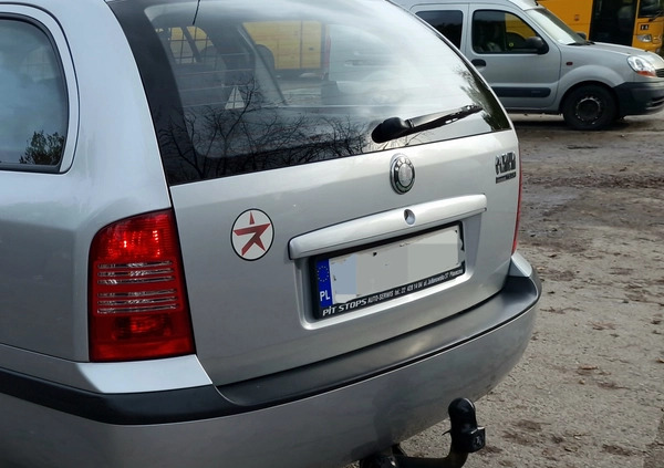 Skoda Octavia cena 14700 przebieg: 280000, rok produkcji 2010 z Terespol małe 211